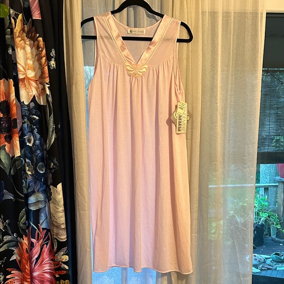 Vintage 80s Pink Nightgown – Size Large (NWT) - Picture 1 of 3